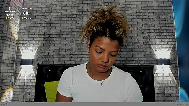 Snapshot of ivy_copper1 chatting on October 8, 8:31 pm ivy copper1 online show from October 8, 8:31 pm