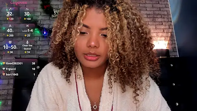 Snapshot of ivy_copper1 chatting on December 15, 12:18 am ivy copper1 online show from December 15, 12:18 am