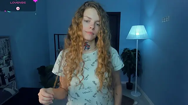 RayaNenlia online show from January 10, 5:14 am