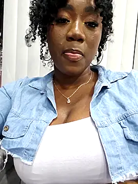 AfroditaRoy online show from October 9, 9:37 pm