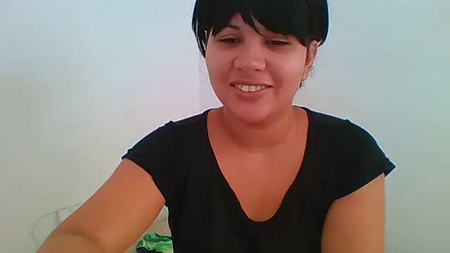 Snapshot of Yara0k chatting on March 15, 9:41 am Yara0k online show from March 15, 9:41 am