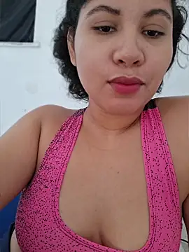 Snapshot of Yara0k chatting on June 10, 11:44 am Yara0k online show from June 10, 11:44 am