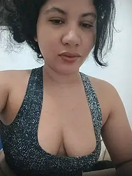 Snapshot of Yara0k chatting on July 20, 7:27 am Yara0k online show from July 20, 7:27 am
