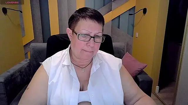 BarbaraTurners online show from March 8, 12:55 am