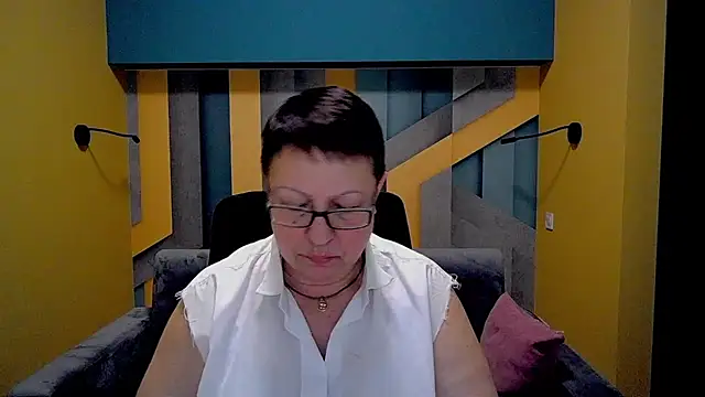 BarbaraTurners online show from March 16, 9:37 pm