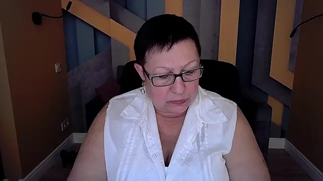 BarbaraTurners online show from October 27, 7:37 pm