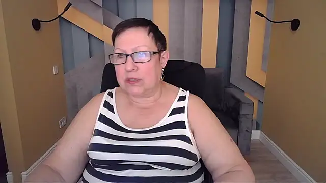 BarbaraTurners online show from November 28, 7:25 pm