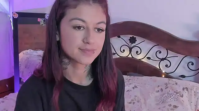 Snapshot of noemi_foxxx chatting on October 7, 1:45 pm noemi foxxx online show from October 7, 1:45 pm