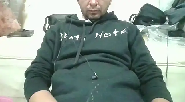 angeljz4 online show from December 14, 5:51 am
