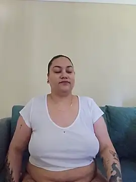 honeeyyy pot online show from May 14, 8:39 pm
