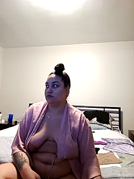 honeeyyy pot online show from May 2, 3:01 am