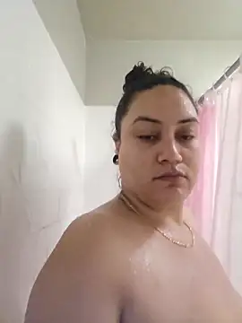 Snapshot of honeeyyy_pot chatting on October 7, 4:46 am honeeyyy pot online show from October 7, 4:46 am