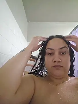 Snapshot of honeeyyy_pot chatting on January 11, 7:37 am honeeyyy pot online show from January 11, 7:37 am