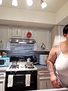 Snapshot of honeeyyy_pot chatting on February 11, 7:41 am honeeyyy pot online show from February 11, 7:41 am