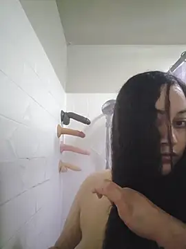 Snapshot of honeeyyy_pot chatting on January 14, 7:01 am honeeyyy pot online show from January 14, 7:01 am