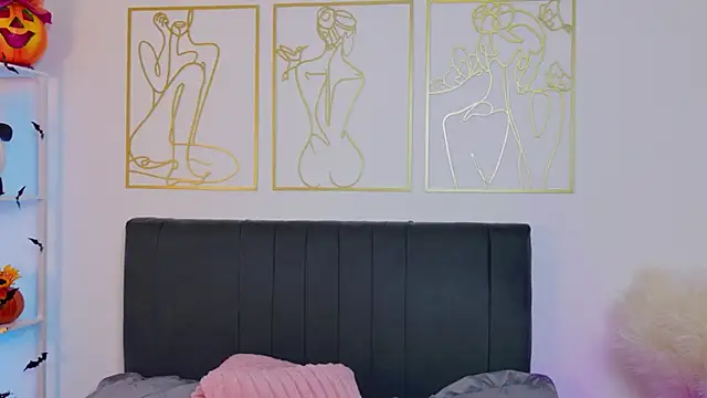 summer holiday online show from October 22, 5:07 am