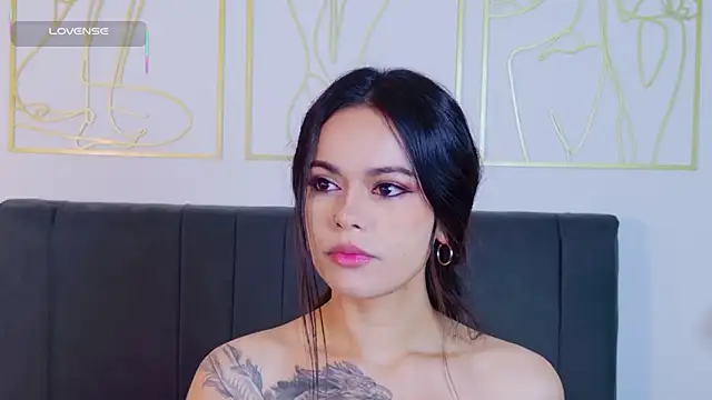 summer holiday online show from April 5, 6:09 am