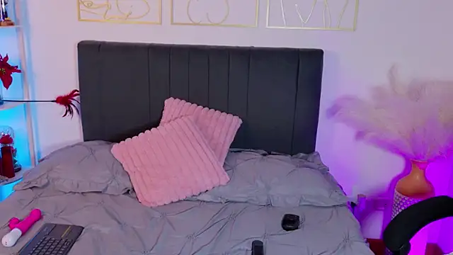 summer holiday online show from December 16, 5:44 am