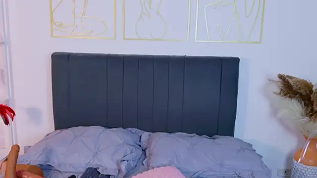 summer holiday online show from April 13, 5:44 am