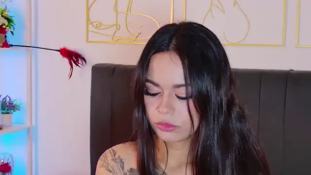 summer holiday online show from November 29, 8:14 am