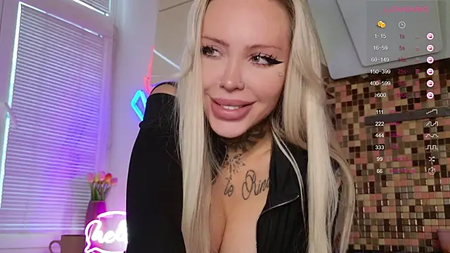 Snapshot of 2badforyou chatting on January 24, 12:31 pm 2badforyou online show from January 24, 12:31 pm