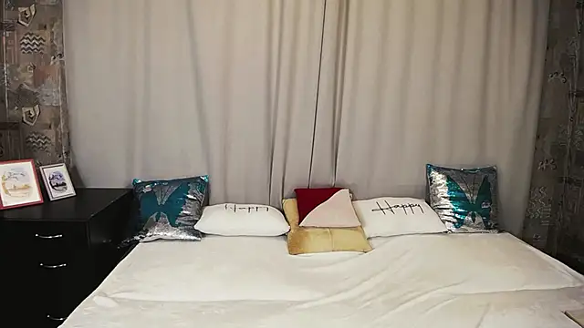 Unusual G online show from November 11, 6:19 am