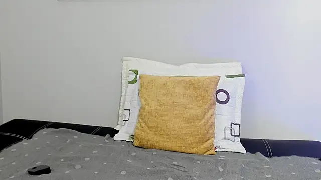 Snapshot of bulma_bambina_ chatting on September 17, 9:39 pm bulma bambina online show from September 17, 9:39 pm
