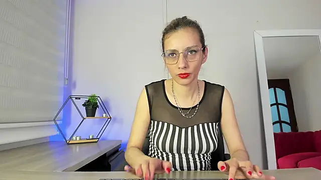 Snapshot of bulma_bambina_ chatting on March 18, 7:55 pm bulma bambina online show from March 18, 7:55 pm