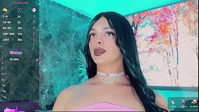 Emmaa Saenz  online show from October 12, 8:21 pm
