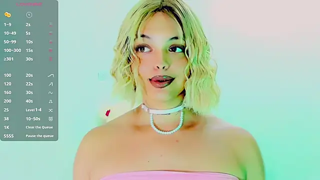 Emmaa Saenz  online show from March 19, 11:16 pm