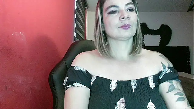 charlotedoll online show from February 15, 9:25 pm