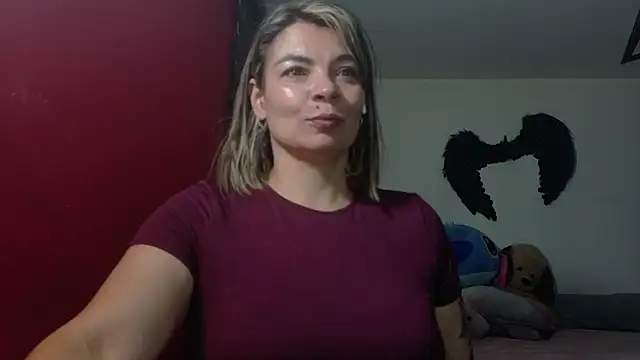 charlotedoll online show from June 9, 11:50 pm