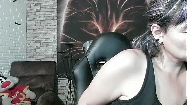 charlotedoll online show from September 13, 6:35 am