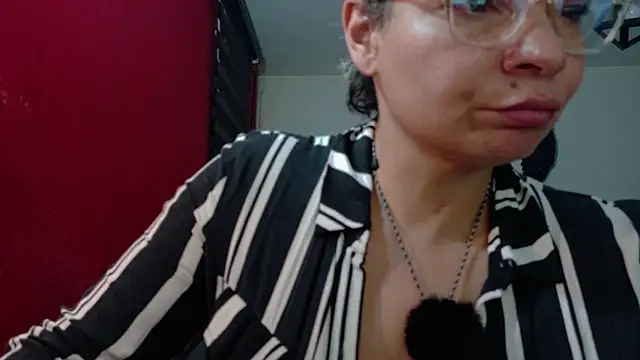 charlotedoll online show from May 16, 2:43 am