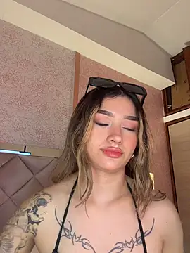 Arianavillada online show from April 12, 3:43 am