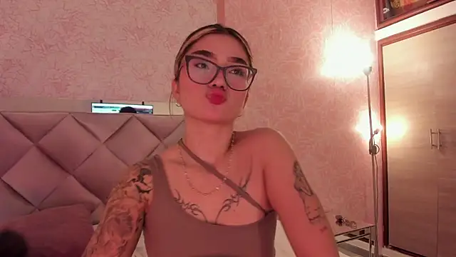 Arianavillada online show from October 22, 3:17 am