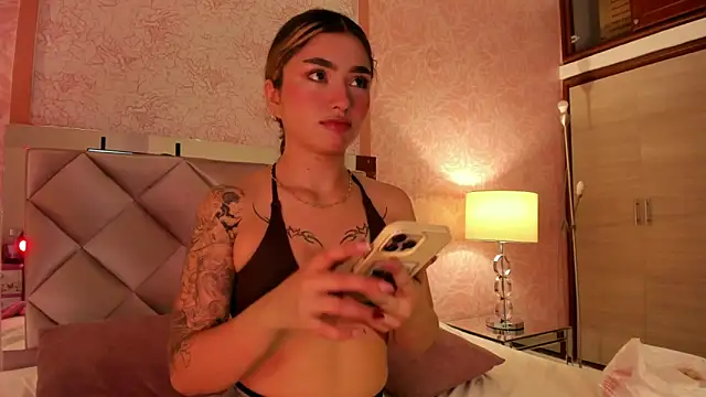 Arianavillada online show from November 28, 3:28 am