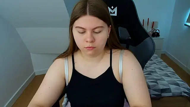 AbbyPleasure online show from June 4, 9:25 am