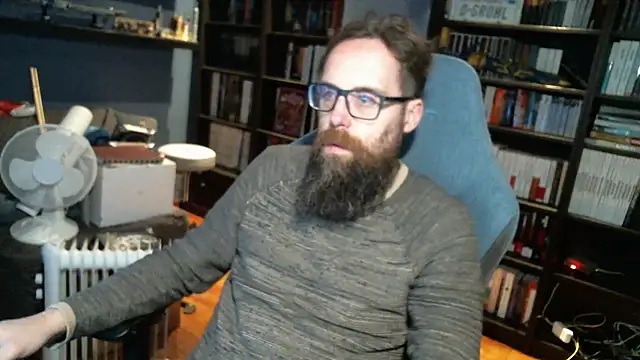 MeSteff online show from December 5, 7:11 pm