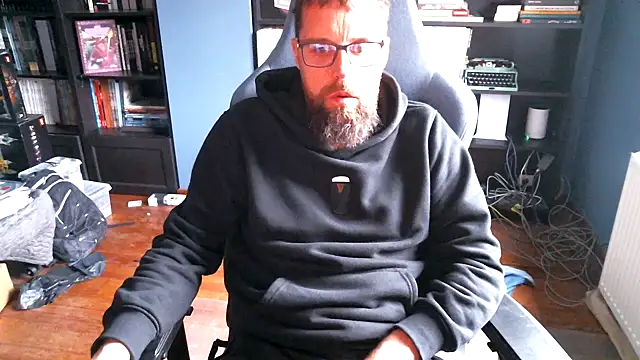 MeSteff online show from October 25, 2:17 pm