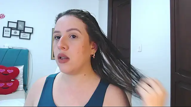 kamila lopez online show from March 20, 11:02 pm