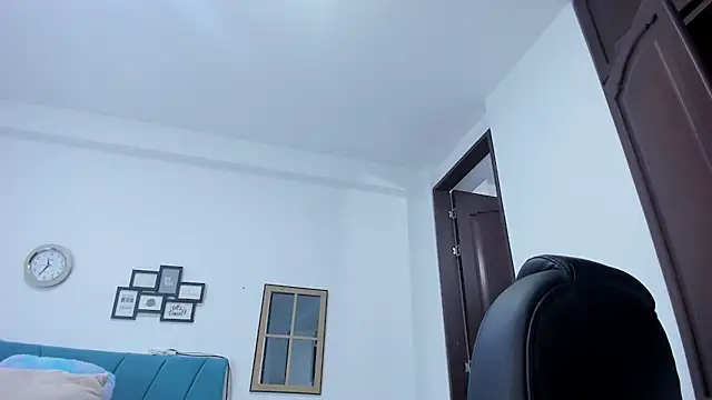 kamila lopez online show from November 22, 9:57 pm