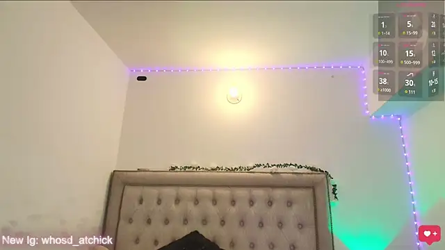 Snapshot of kristy_calderon chatting on July 15, 9:55 pm kristy calderon online show from July 15, 9:55 pm