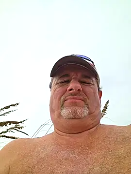 Snapshot of DarrinNudist chatting on October 10, 4:30 pm DarrinNudist online show from October 10, 4:30 pm