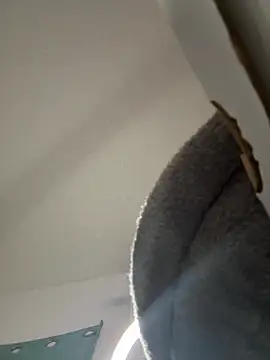 Snapshot of CharismaaBanx chatting on December 18, 9:04 am CharismaaBanx online show from December 18, 9:04 am