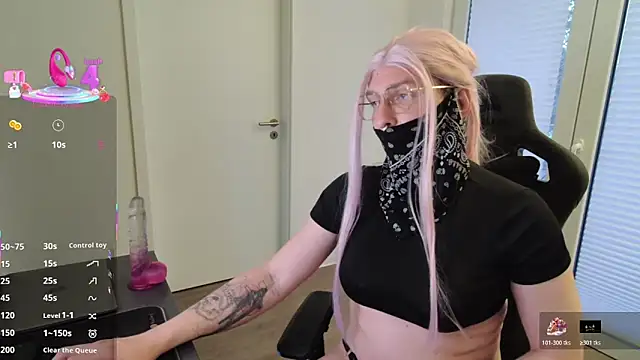 Hot ToyBoy6974 online show from April 22, 3:46 am