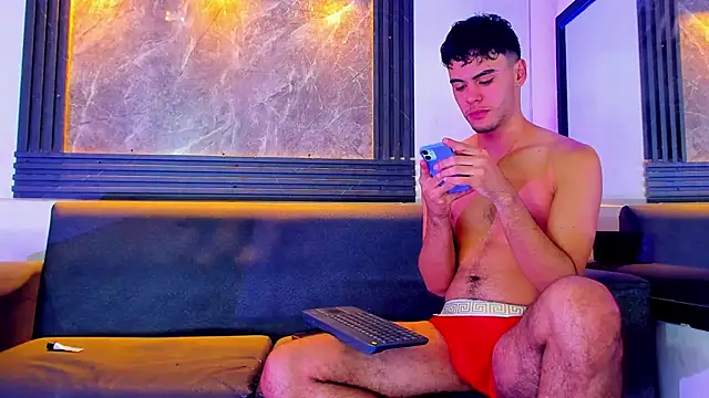 liam genner  online show from November 22, 8:51 pm