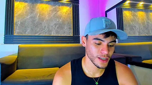 liam genner  online show from November 3, 8:12 pm