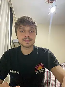 oguuxum online show from April 8, 7:48 pm