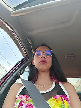 Snapshot of Katalleya_jyj chatting on December 15, 5:41 pm Katalleya jyj online show from December 15, 5:41 pm